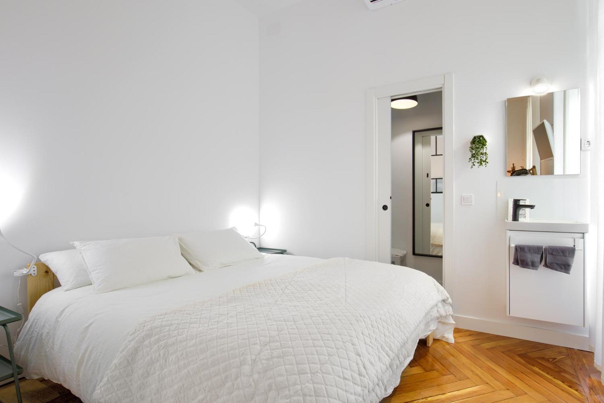 Ferienwohnung Mezzanine Orange Madrid Zimmer foto