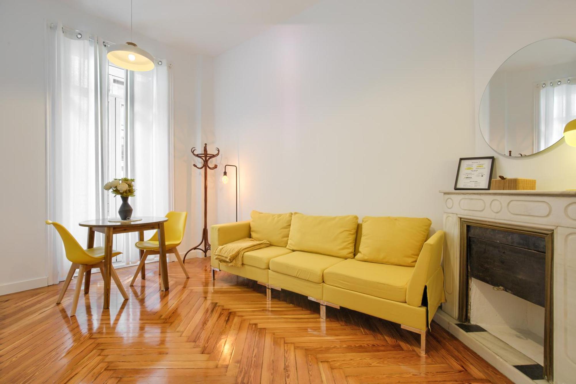 Ferienwohnung Mezzanine Orange Madrid Zimmer foto